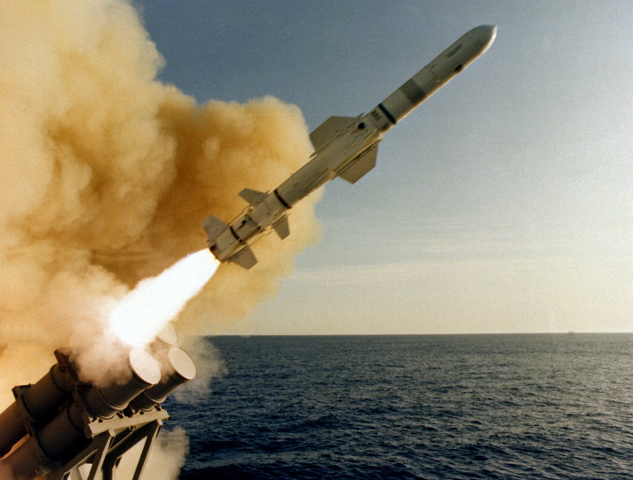 (destroy enemy missiles)