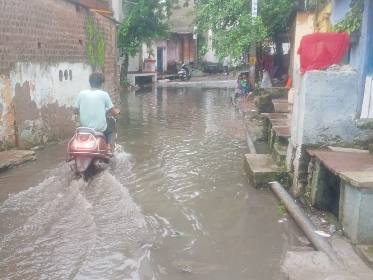 (3 inches of water):