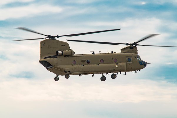 (Chinook helicopters)