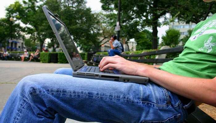 (laptop)