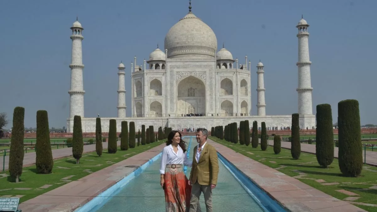 (Taj Mahal)