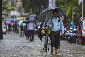 (भारी बारिश) 