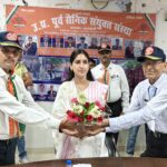 सदर विधानसभा में ऐतिहासिक तिरंगा यात्रा एवं शौर्य यात्रा पर विधायक अदिति सिंह का हुआ सम्मान