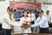 सदर विधानसभा में ऐतिहासिक तिरंगा यात्रा एवं शौर्य यात्रा पर विधायक अदिति सिंह का हुआ सम्मान