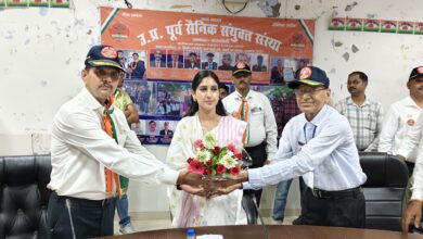 सदर विधानसभा में ऐतिहासिक तिरंगा यात्रा एवं शौर्य यात्रा पर विधायक अदिति सिंह का हुआ सम्मान