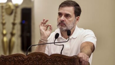   (राहुल गांधी) 