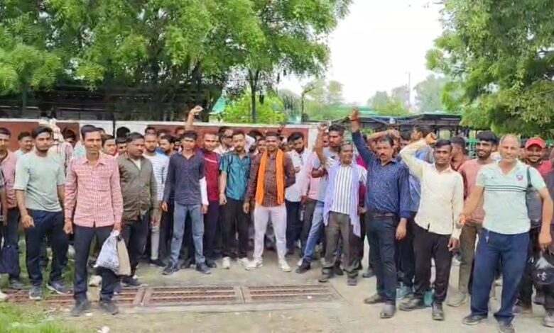 ठेका कर्मियों को भुगतान न मिलने